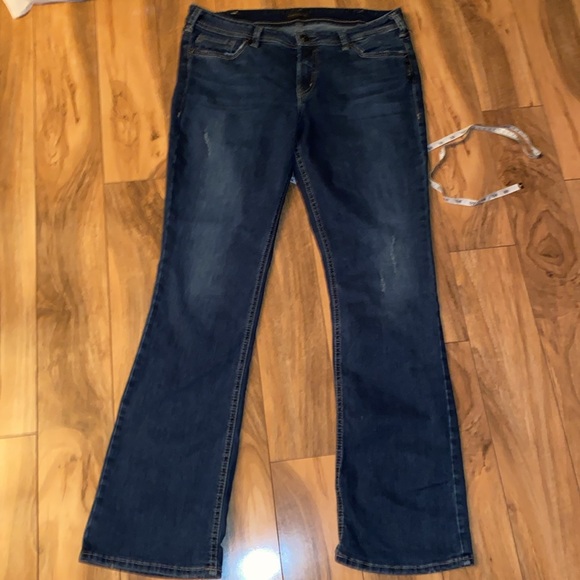 Silver Jean Co jeans (617) - Picture 6 of 10